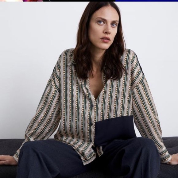 Zara Tops - ZARA Chain PrintOversized Shirt